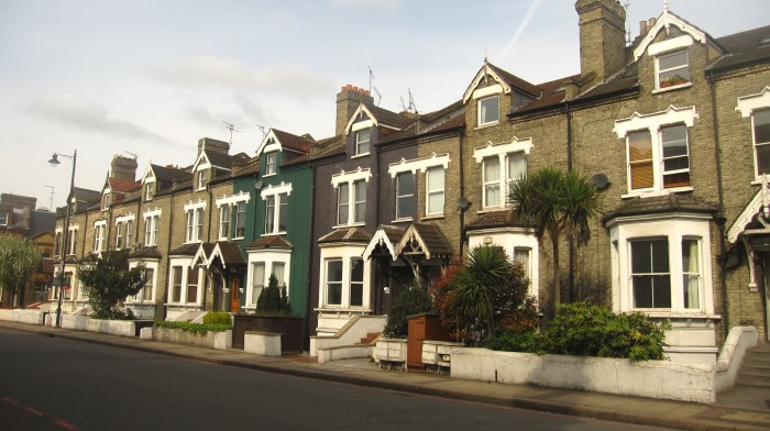 19 clapham